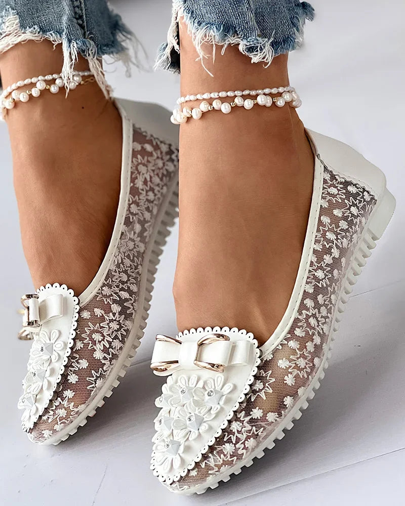 Women's "Flora" Lace Flats